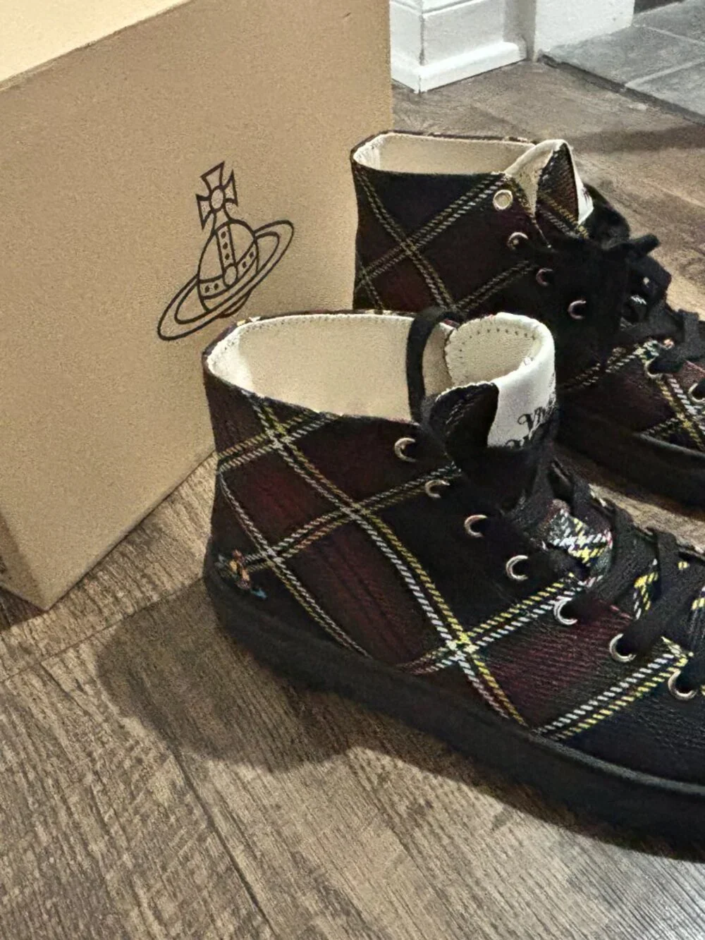 Vivian Westwood Size 42